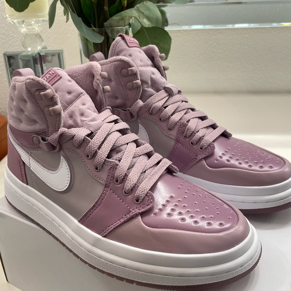 Jordan 1 Acclimate Plum